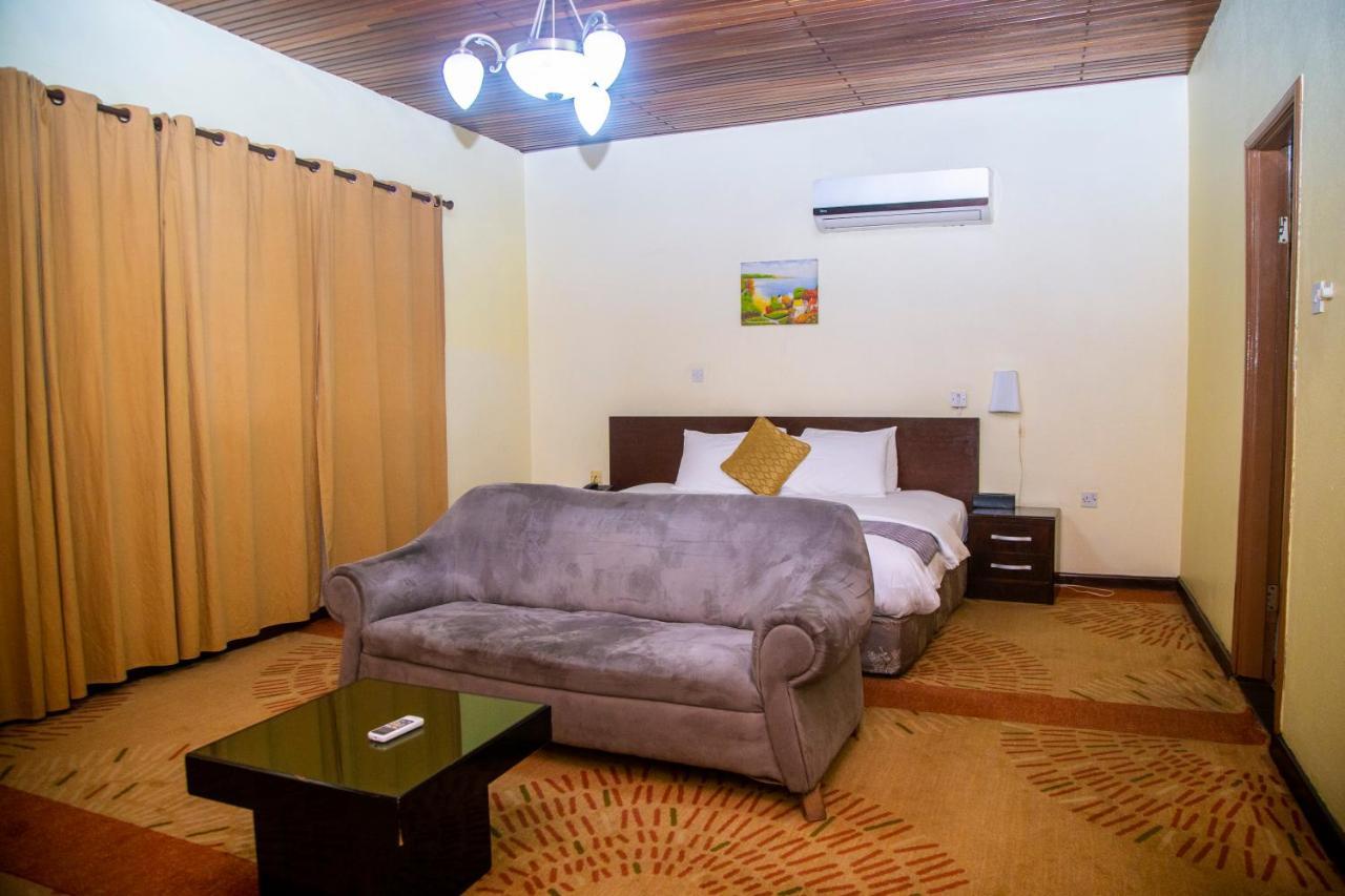 Airside Hotel Akra Dış mekan fotoğraf