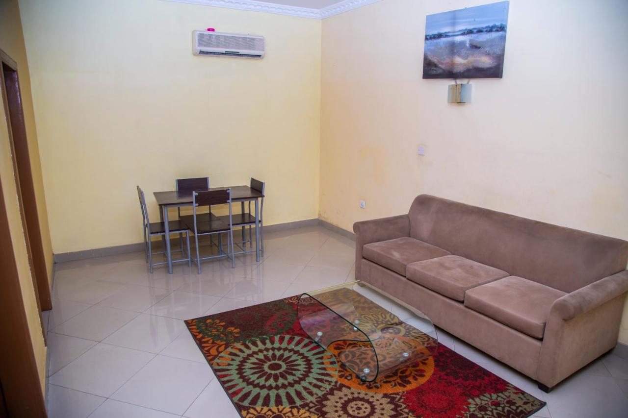 Airside Hotel Akra Dış mekan fotoğraf