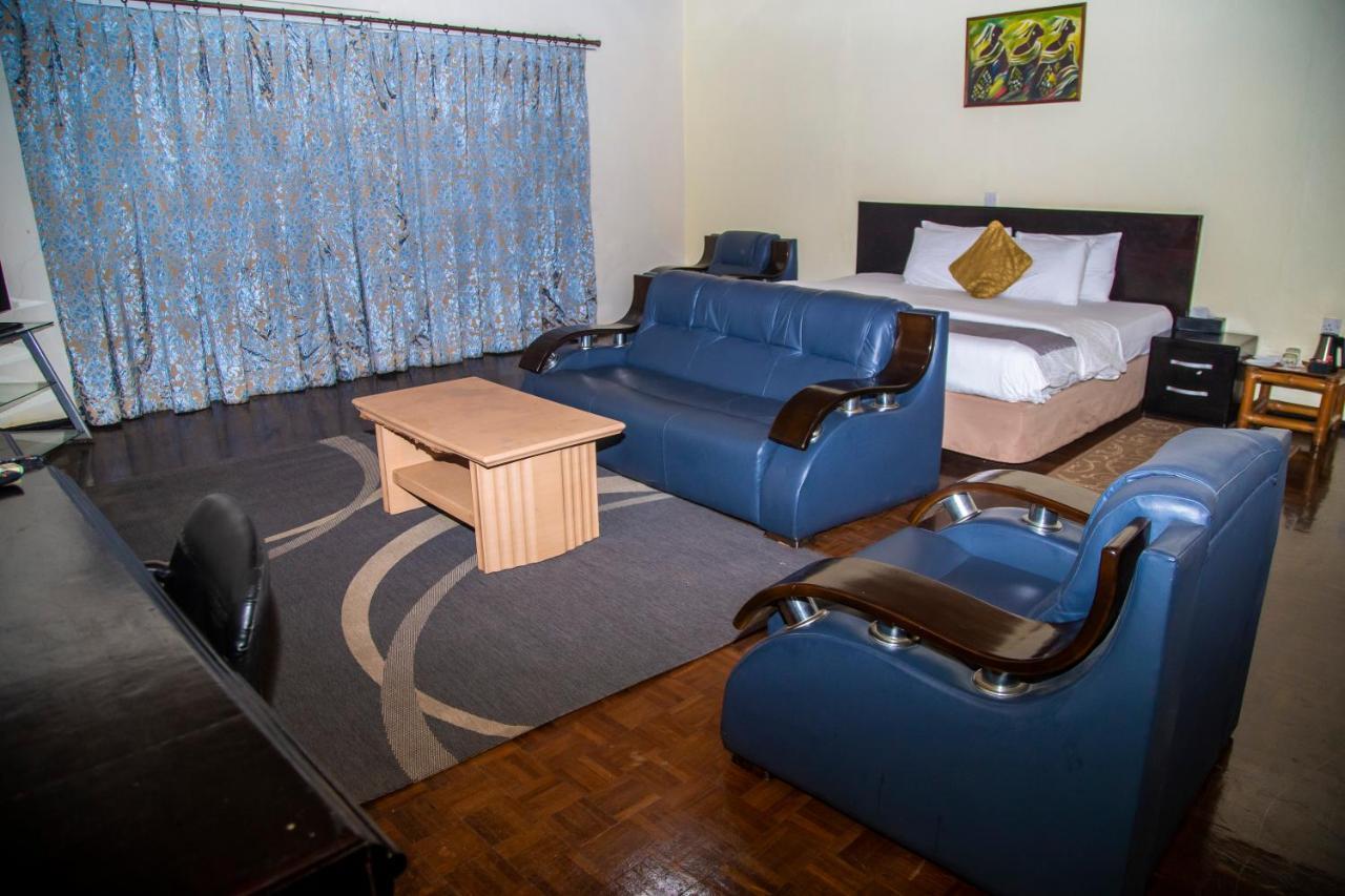 Airside Hotel Akra Dış mekan fotoğraf